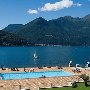 Golfo Gabella Lake Resort